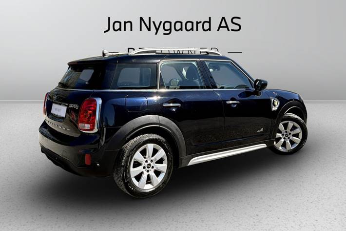 Blå Mini Countryman Cooper SE fra 2020