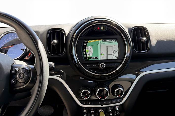 Blå Mini Countryman Cooper SE fra 2020