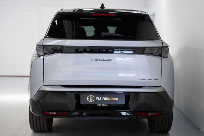 undefined Peugeot e-5008 fra 2025