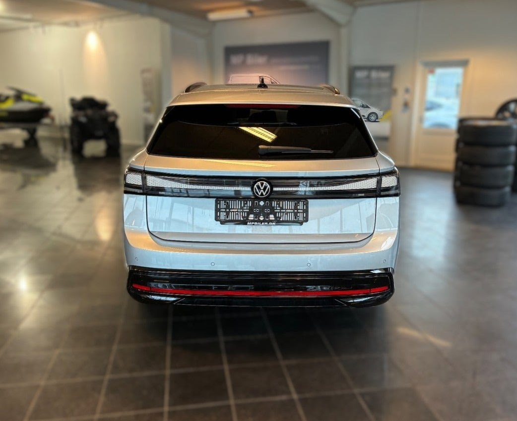 Sølv VW ID.7 fra 2026