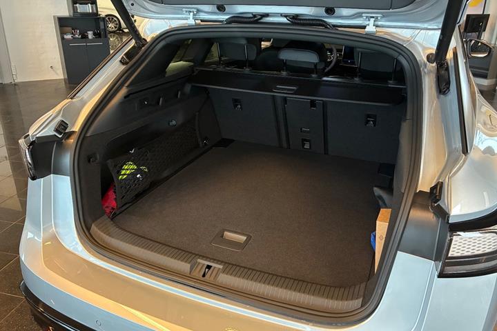 Sølv VW ID.7 fra 2026