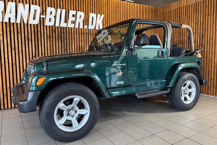 Grøn Jeep Wrangler fra 2000
