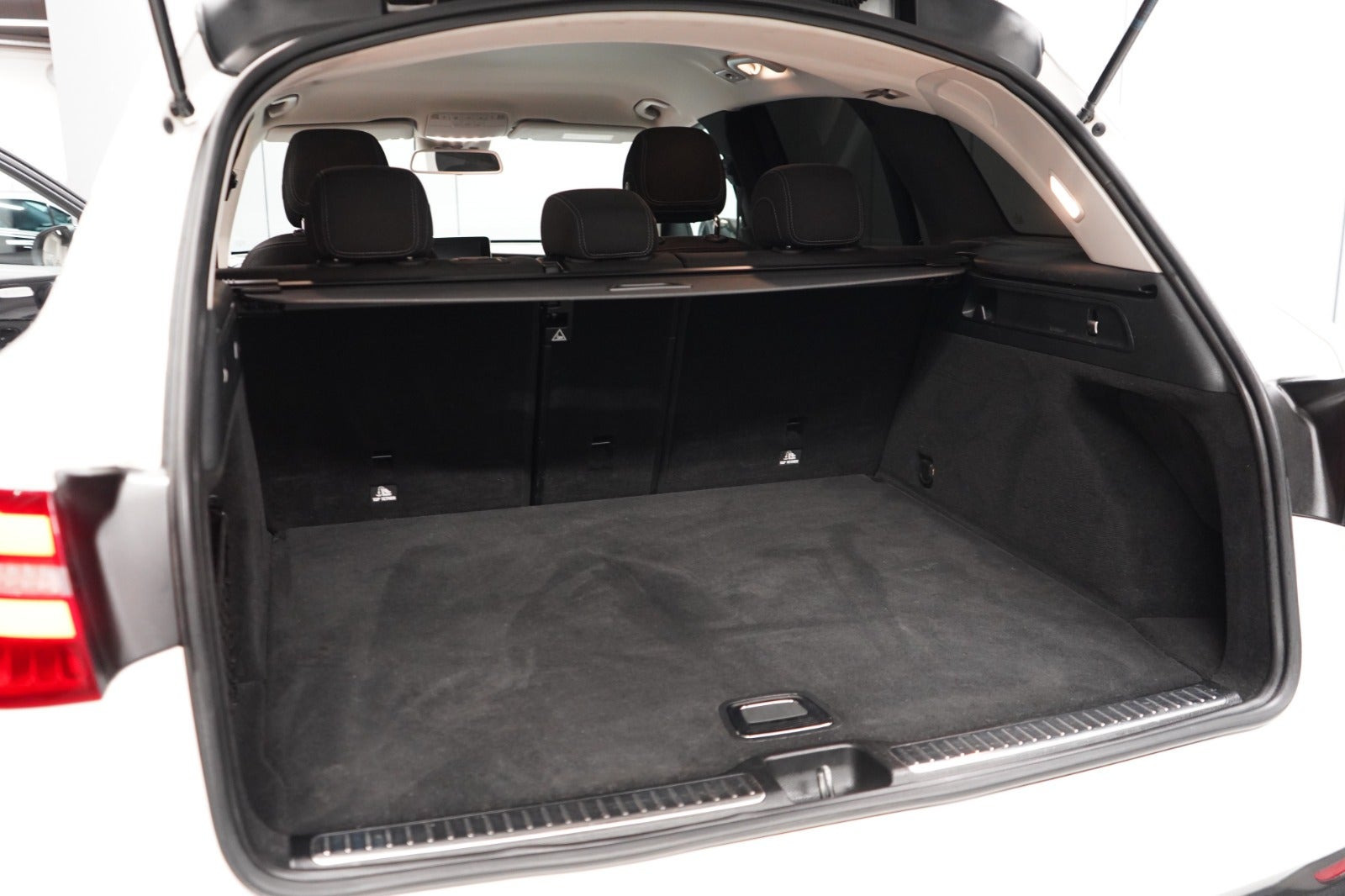 Hvid Mercedes GLC220 d fra 2016