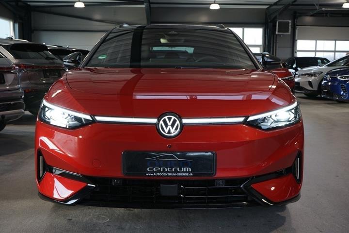 Rød VW ID.7 fra 2025