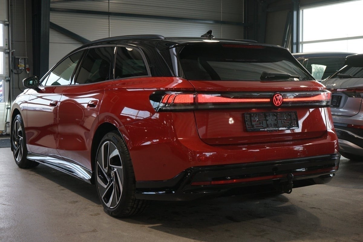 Rød VW ID.7 fra 2025