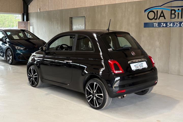Sort Fiat 500 fra 2020