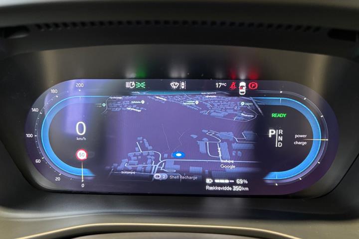 Grå Volvo EX40 fra 2025