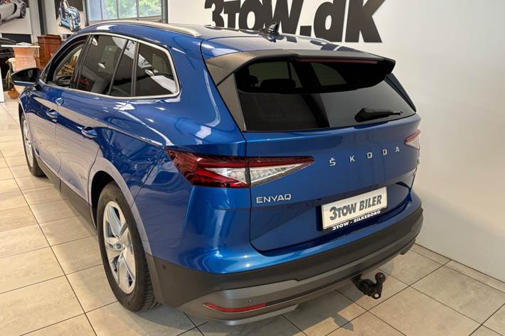 Blå Skoda Enyaq fra 2022