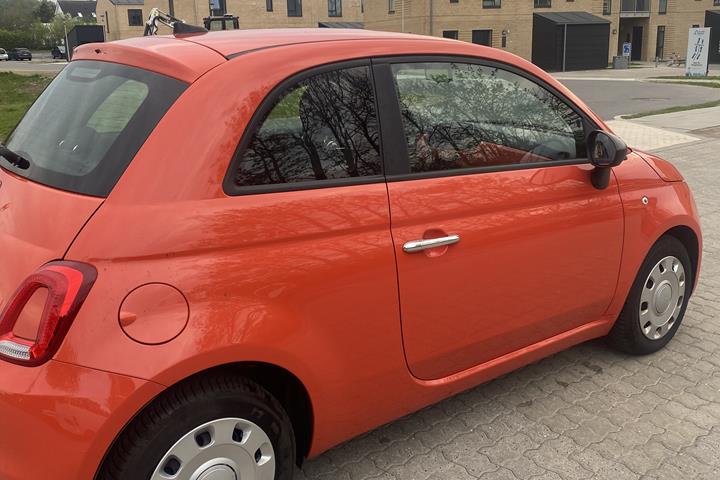Hvid Fiat 500 fra 2017
