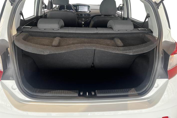 Hvid Hyundai i10 fra 2020