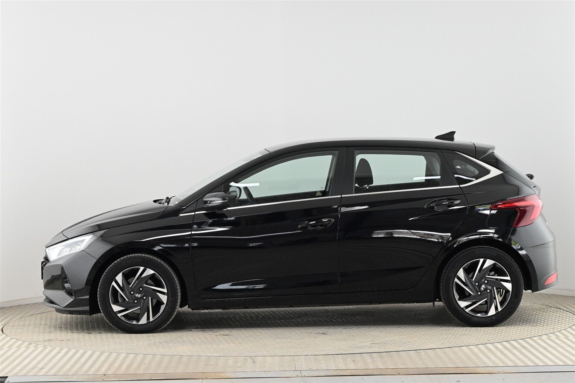 Sort Hyundai i20 fra 2023