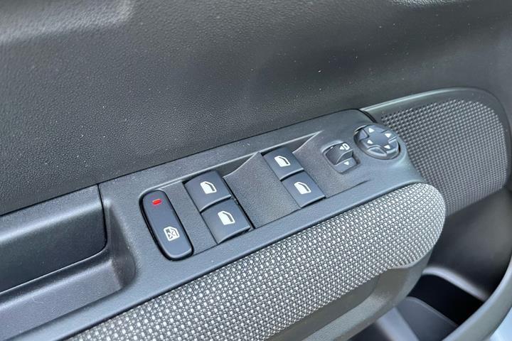 Grå Citroën C3 Aircross fra 2019