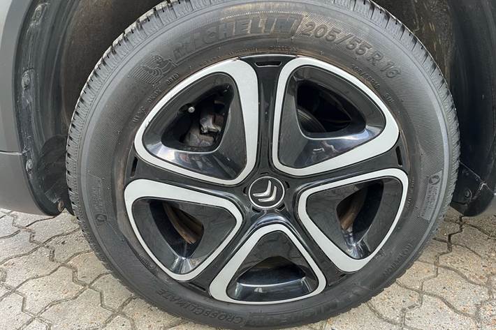 Grå Citroën C3 Aircross fra 2019