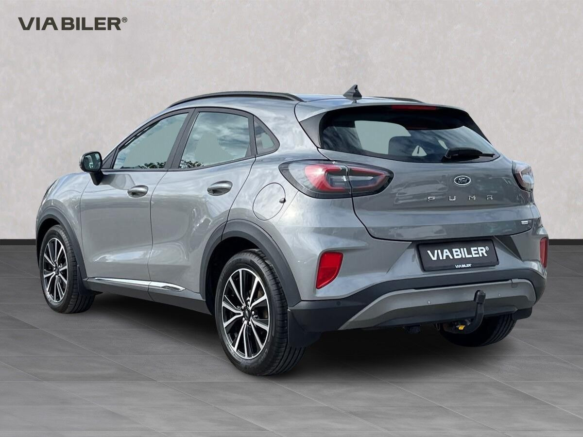 Sølv Ford Puma fra 2020
