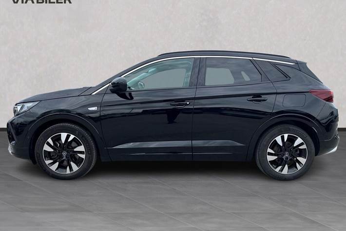 Sort Opel Grandland fra 2022