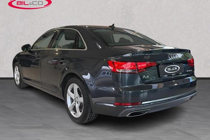 Grå Audi A4 fra 2019