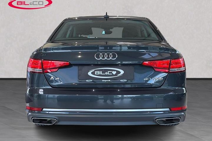 Grå Audi A4 fra 2019