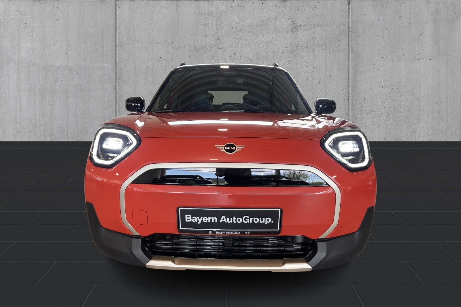 Orange Mini Aceman E fra 2025