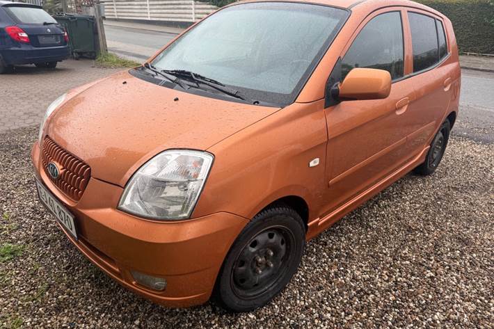 Orange Kia Picanto fra 2005