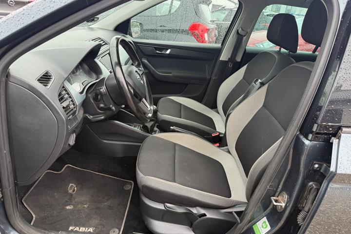 Sort Skoda Fabia fra 2018
