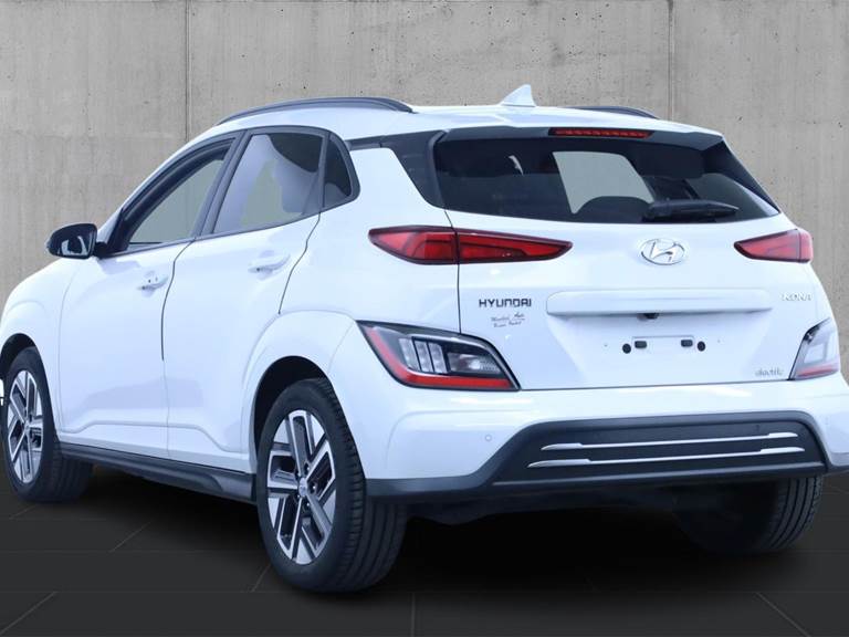 Hyundai Kona 64 EV Business