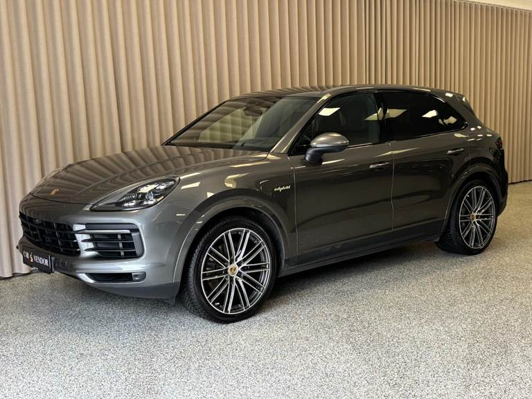 Porsche Cayenne 3,0 E-Hybrid Tiptr.