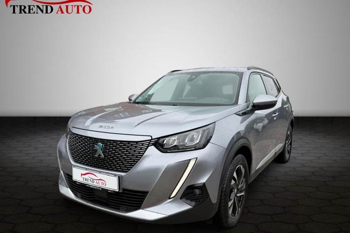 Grå Peugeot e-2008 fra 2021