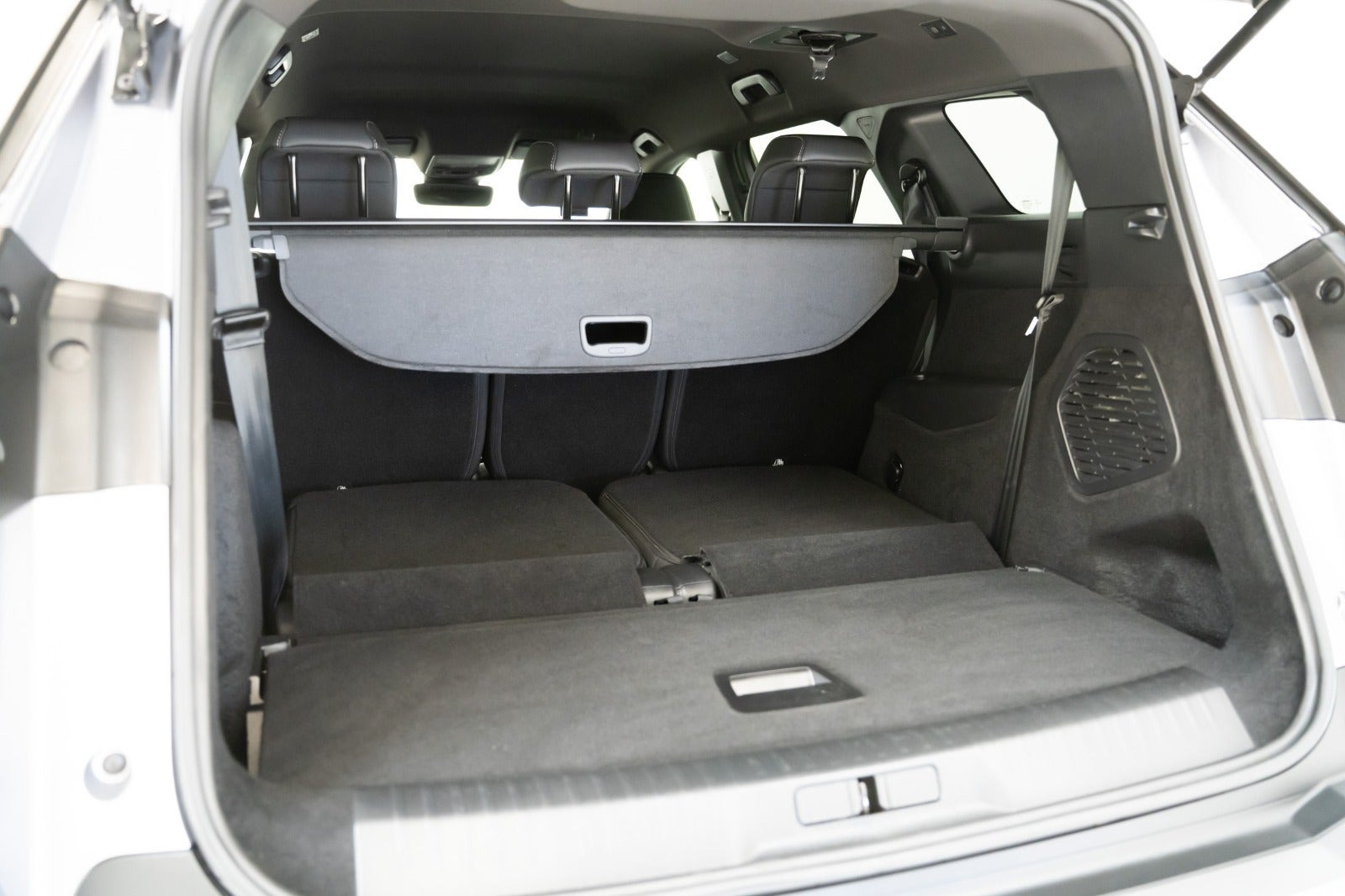 undefined Peugeot e-5008 fra 2025