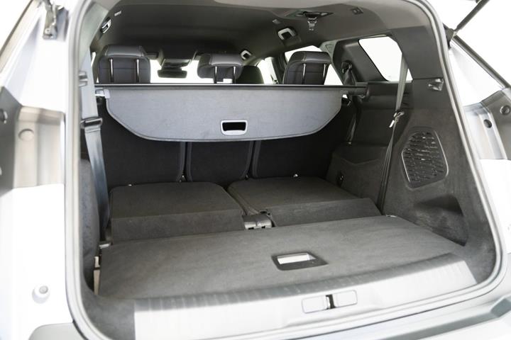 undefined Peugeot e-5008 fra 2025