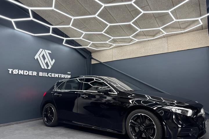 Sort Mercedes A220 d fra 2020