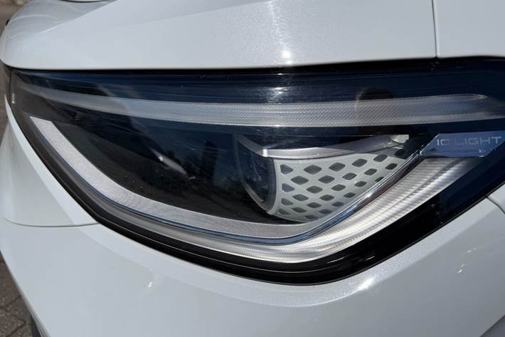 Hvid VW ID.4 fra 2025