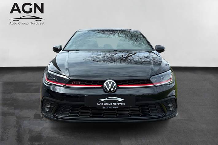 Sort VW Polo fra 2022
