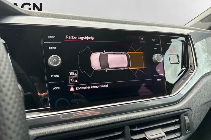 Sort VW Polo fra 2022