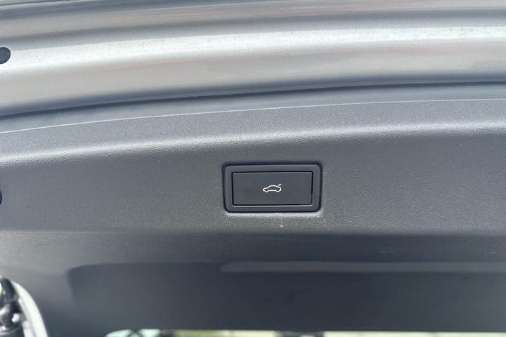 Sølv VW ID.7 fra 2025