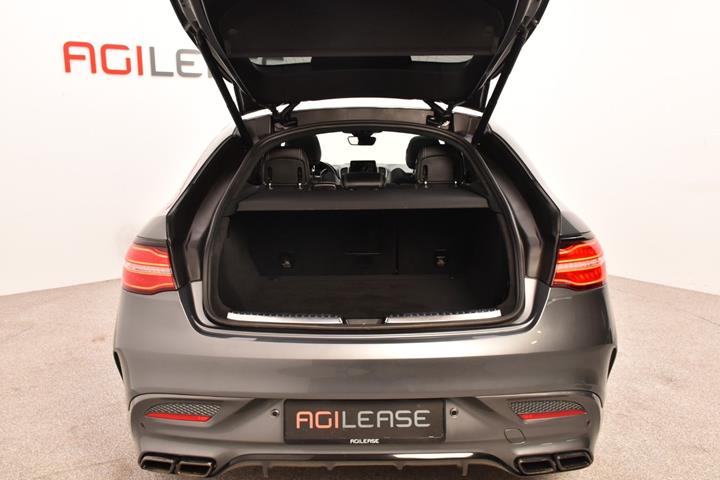 Grå Mercedes GLE63 fra 2017