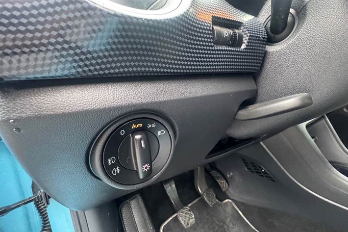 Blå VW UP! fra 2017