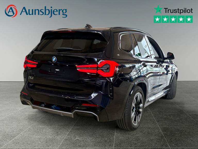 BMW iX3 Charged M-Sport