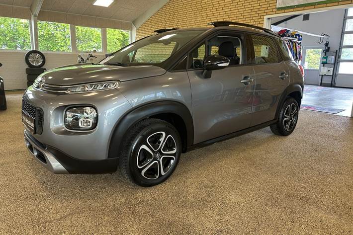 Grå Citroën C3 Aircross fra 2018 set udefra