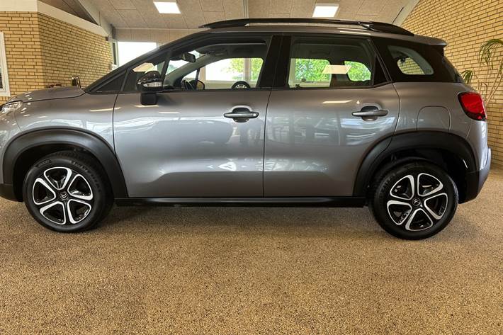Grå Citroën C3 Aircross fra 2018