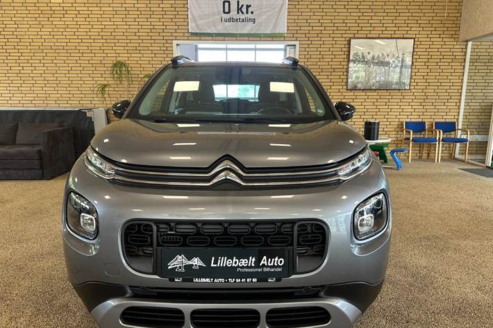 Grå Citroën C3 Aircross fra 2018