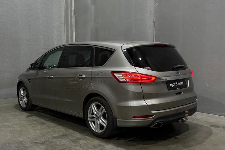 undefined Ford S-MAX fra 2017