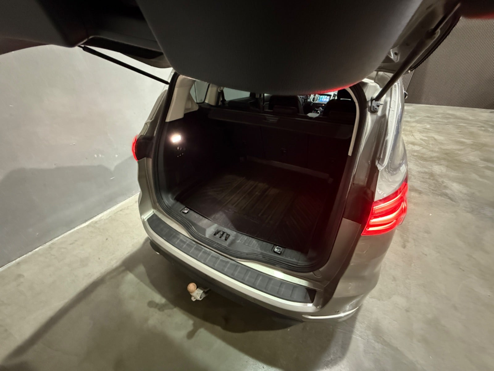 undefined Ford S-MAX fra 2017