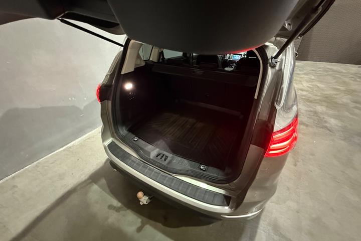 undefined Ford S-MAX fra 2017