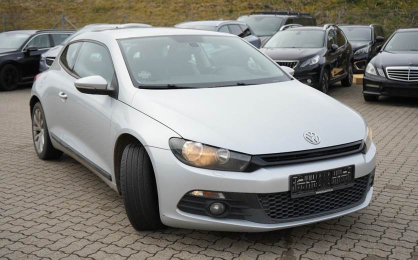 VW Scirocco 2,0 TDi 140 Sport