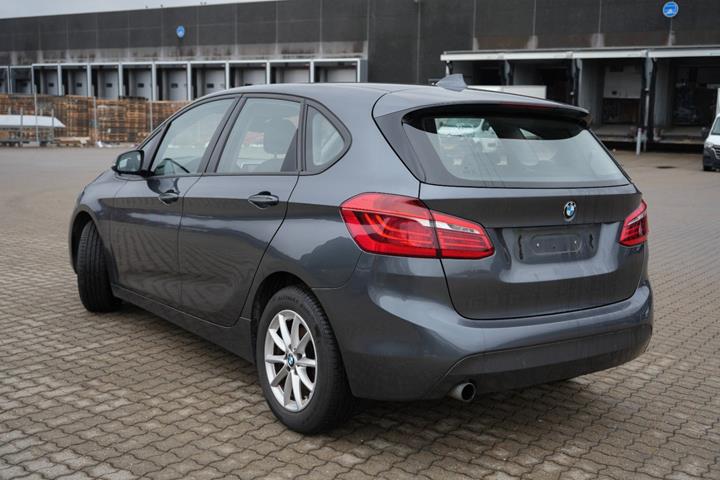 Sort BMW 218i fra 2015