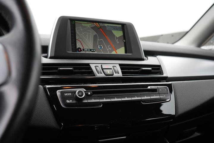 Sort BMW 218i fra 2015