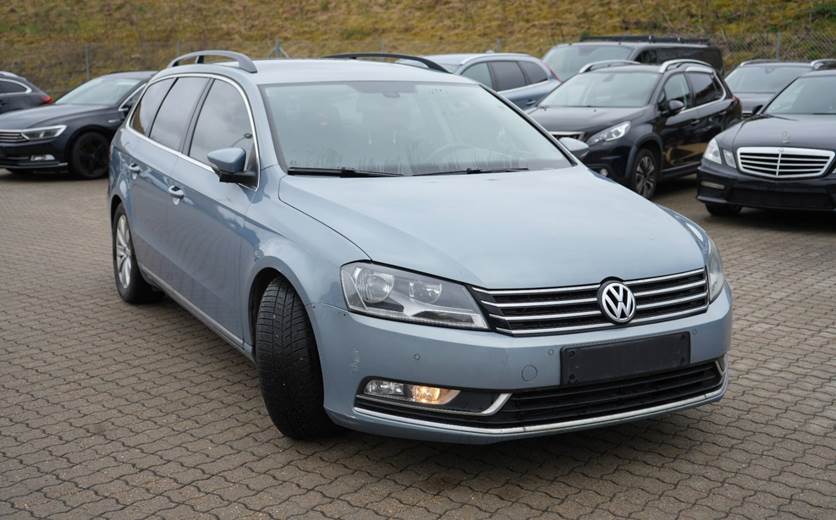 VW Passat 2,0 TDi 140 Comfortline Variant BMT