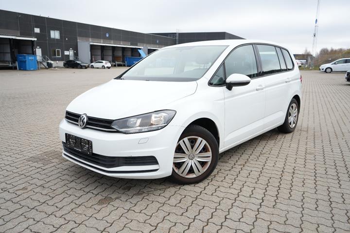 Hvid VW Touran fra 2018