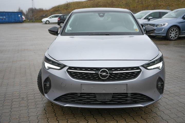 Sølv Opel Corsa fra 2021