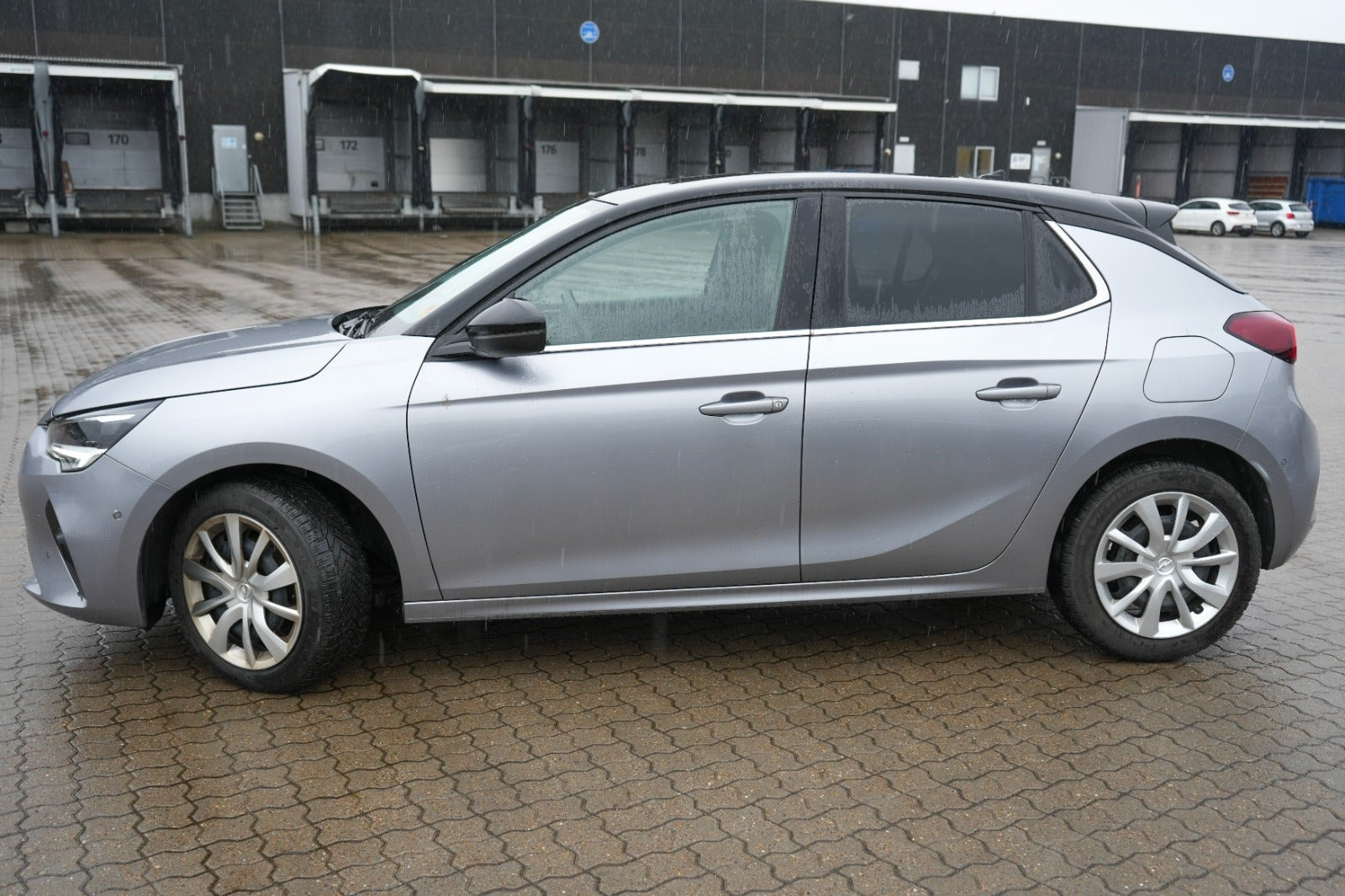 Sølv Opel Corsa fra 2021